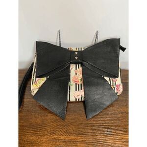 Betsey Johnson Gift Boxed Floral Big Bow Wallet Handbag Multi-Color Size 8x12"